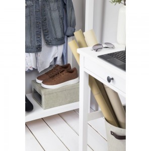 Лучшие идеи для хранения обуви в шкафу, прихожей и других неожиданных местах.